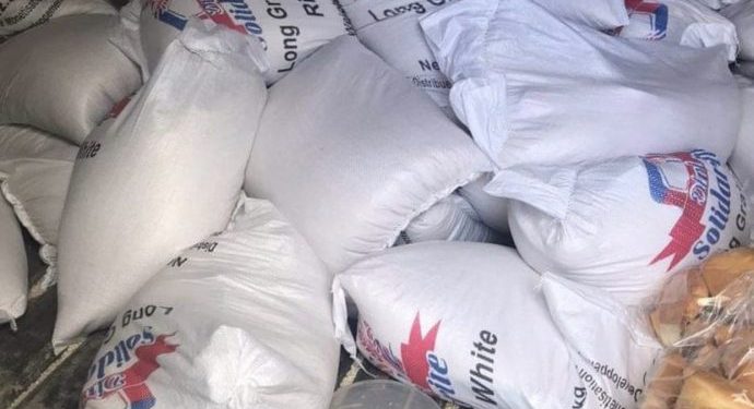 Haïti-Coronavirus : L’Administration Moïse/Jouthe a procédé à une grande distribution de kits alimentaires et de cache-nez dans le Nord