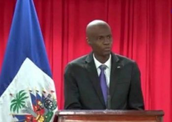 Haïti-Électricité : « Fini la cérémonie d’hommage à nos Aïeux, je me remets immédiatement au travail » dixit le Président Jovenel Moïse