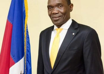 Haïti-Politique  :  Joseph Lambert tente vainement d’imiter Jocelerme Privert pour rentrer au Palais national  ! 