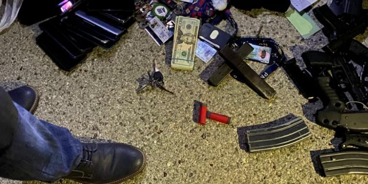 Haïti-Complot contre la sûreté de l’État : Une vingtaine de personnes arrêtées, des armes et des sommes d’argent saisies