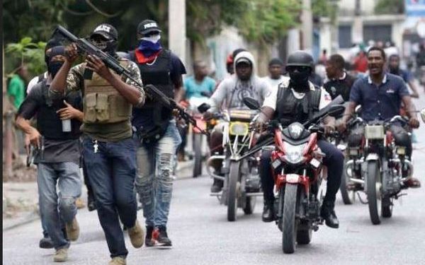 Haïti-Opinion : Les dernières sorties de Fantom 509 sont-elles une diversion pour empêcher la PNH de traquer les bandits ?