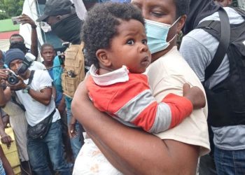 Haïti : L’ex-Première dame Martine Moïse rend visite à la population du Grand Sud, victime du séisme dévastateur