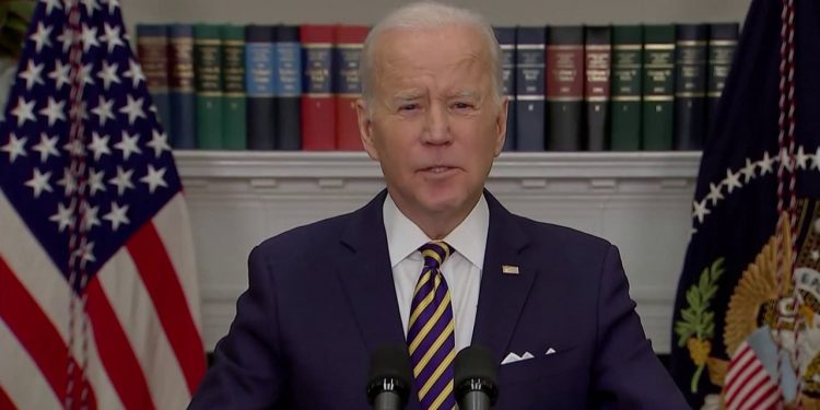 JOE BIDEN ANNONCE UN EMBARGO AMÉRICAIN SUR LE PÉTROLE ET LE GAZ RUSSES
