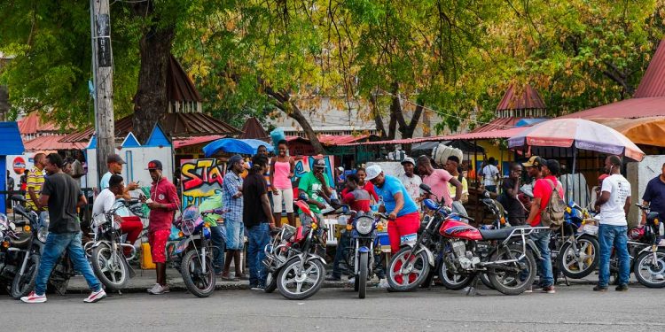 Société : « Hugo Ponceley, mon sauveur sans le savoir », selon un témoignage poignant d’un jeune homme qui ne sert plus de la violence pour  gagner sa vie