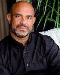 La guerre des gangs  :  Laurent Lamothe lance un appel à la solidarité en faveur des victimes de Cité-Soleil