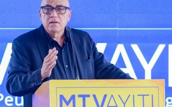 Réginald Boulos faisait-il de la politique pour se venger de Jovenel Moïse  ?