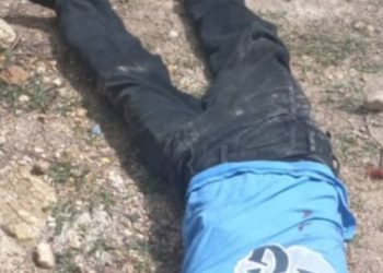 Surpris avec des armes et de munitions, 4 bandits subissent la loi de « Bwa Kale » aux Gonaïves