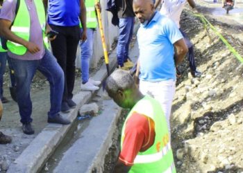 DINEPA : le Directeur général Guito Édouard en tournée d’inspection dans trois départements
