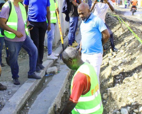 DINEPA : le Directeur général Guito Édouard en tournée d’inspection dans trois départements