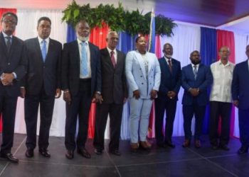 FÉDÉRATION DES ORGANISATIONS SOCIALES De CARREFOUR (FOS/CARREFOUR-DÉNONCIATION :   « Entre la bêtise et l‘incohérence des membres du Conseil Présidentiel  de Transition »