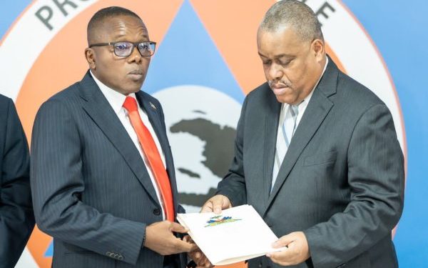 Administration : Emmanuel Pierre installé à la tête de la Protection Civile par le Premier ministre Garry Conille