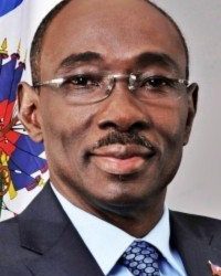 Friction entre le Gouvernement et le CPT : “l’ancien Premier ministre Evans Paul exhorte les dirigeants  à “Transcender ou imploser”