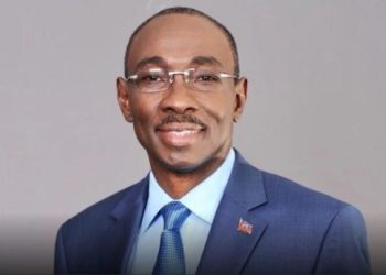 OPINION : L’ARROGANCE DU MENSONGE ET LA PRUDENCE DE LA VÉRITÉ SELON LA DOCTRINE ABC          Par l’ancien PM Evans Paul