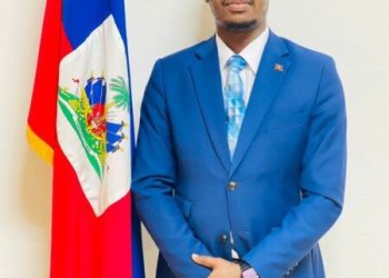 1er mai : Le Secrétaire d’État Bendjy Tilyas rend hommage à la jeunesse et aux travailleurs haïtiens