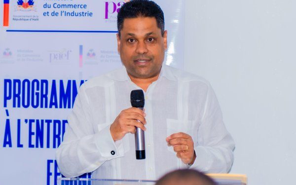 Le Conseiller Président Laurent Saint-Cyr réaffirme l’engagement de l’État en faveur de l’autonomisation économique des jeunes et des femmes