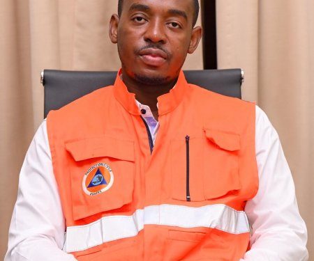 Le Secrétaire d’État à la Communication dément les rumeurs de jours chômés