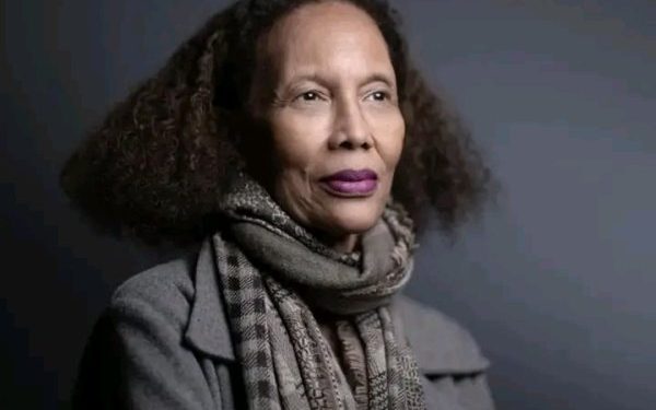 Grand Prix de l’Académie française 2025 : le Gouvernement salue la victoire littéraire de Yanick Lahens