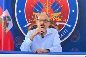 Le Premier ministre Alix Didier Fils-Aimé 