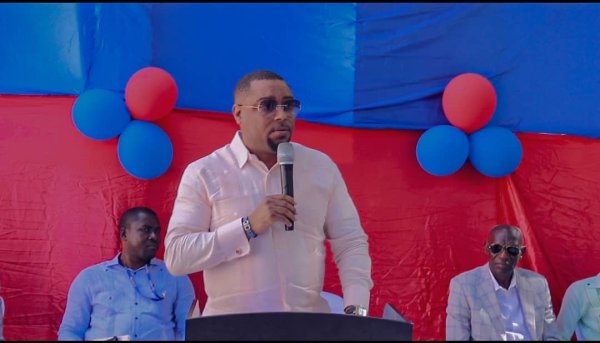 Décentralisation des services publics : l’OAVCT ouvre ses portes à Anse-à-Pitres sous le leadership de Pierre Jean Raymond André