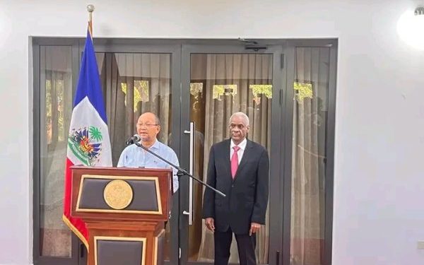 Projet de remplacement du Premier ministre : Edgard Leblanc Fils et Lesly Voltaire s’unissent dans un chant du cygne