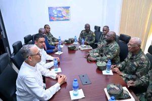 Dialogue entre les deux chef de file de L'Exécutif et le haut état major de l'armée