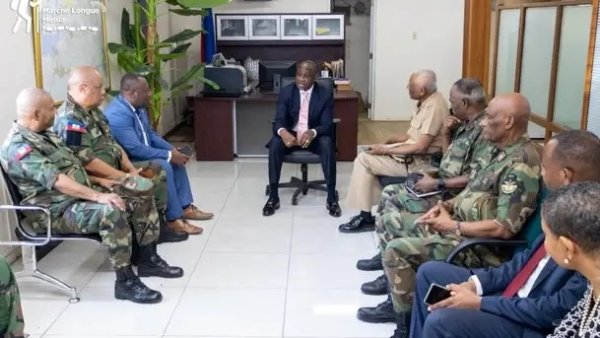 Sécurité–élections : Alix Didier Fils-Aimé réaffirme son soutien aux actions du ministère de la Défense