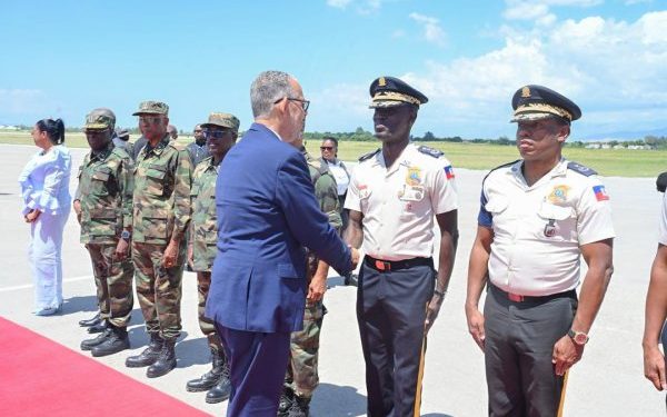 Retour du Premier ministre : Alix Didier Fils-Aimé évoque de nouvelles perspectives de coopération après sa visite au Chili