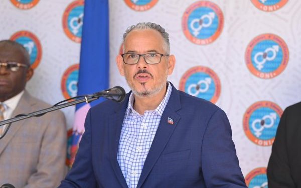 Identification nationale : le gouvernement lance « Kat ou la » et rend disponibles 500 000 cartes