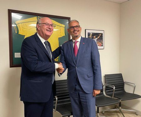 Sécurité, élections et économie : le Gouvernement échange avec la BID sur ses priorités nationales