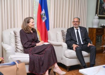 Coopération : le Premier ministre Alix Didier Fils-Aimé reçoit la Princesse Sarah Zeid en mission humanitaire en Haïti
