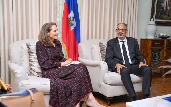 Coopération : le Premier ministre Alix Didier Fils-Aimé reçoit la Princesse Sarah Zeid en mission humanitaire en Haïti