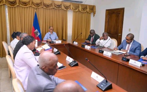 Haïti : le Premier ministre Alix Didier  Fis-Aimé préside un Conseil des ministres « consacré aux priorités nationales »