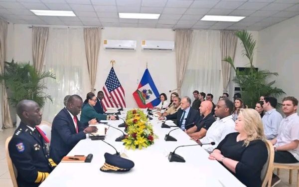 Haïti – États-Unis : le Gouvernement échange avec une délégation du Congrès américain sur les grands défis nationaux